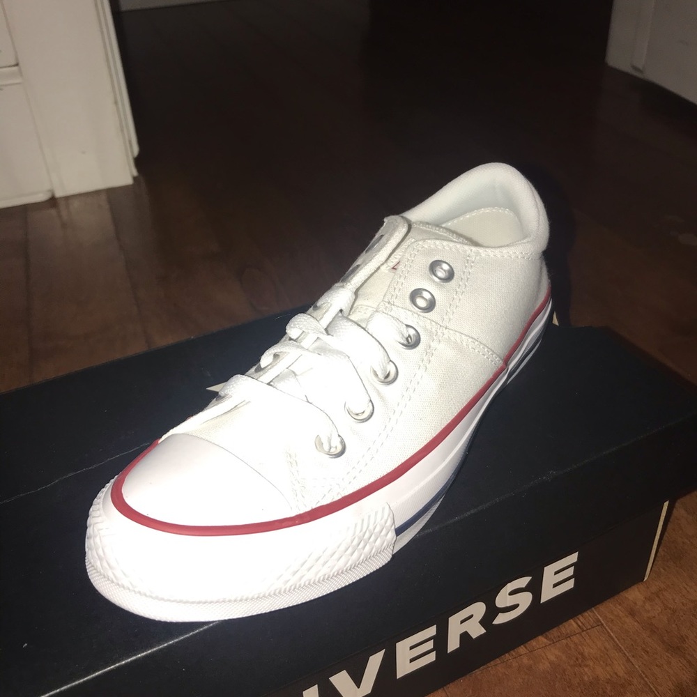 Converse Women’s 7.5
